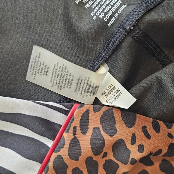 Good American Essentials High Waist Mixed Animal Print Athletic Leggings, 2/US M - Picture 9 of 11